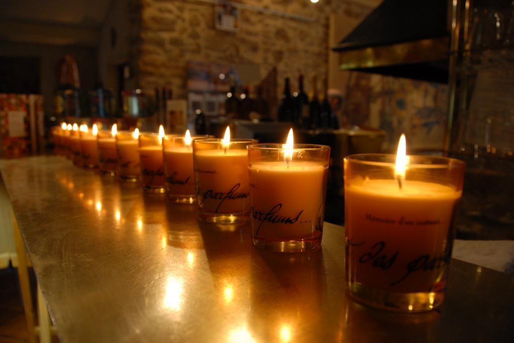 La Campagne St Lazare - Restaurant Chambres D'Hotes Piscine & Spa Forcalquier Luaran gambar